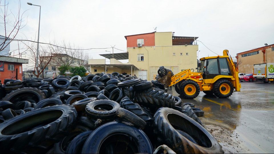 20 Ton Atık Araç Lastiği Geri Dönüştürülüyor