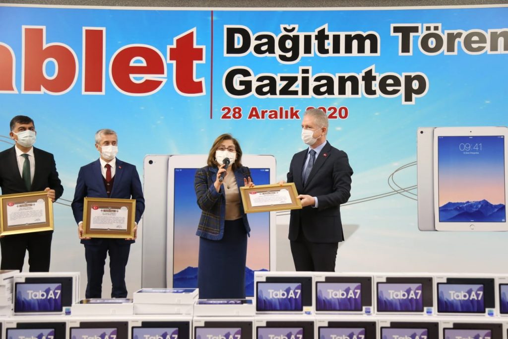 60 Bin Tablet Dağıtımı Yaptık