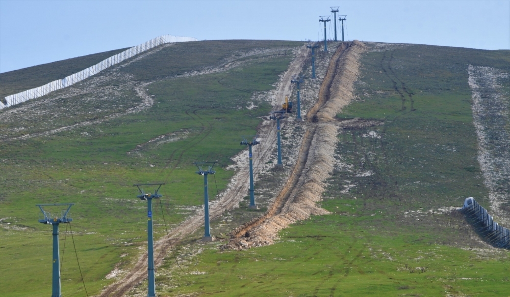 AKDAĞ KAYAK MERKEZİ SEZONA HAZIRLANIYOR