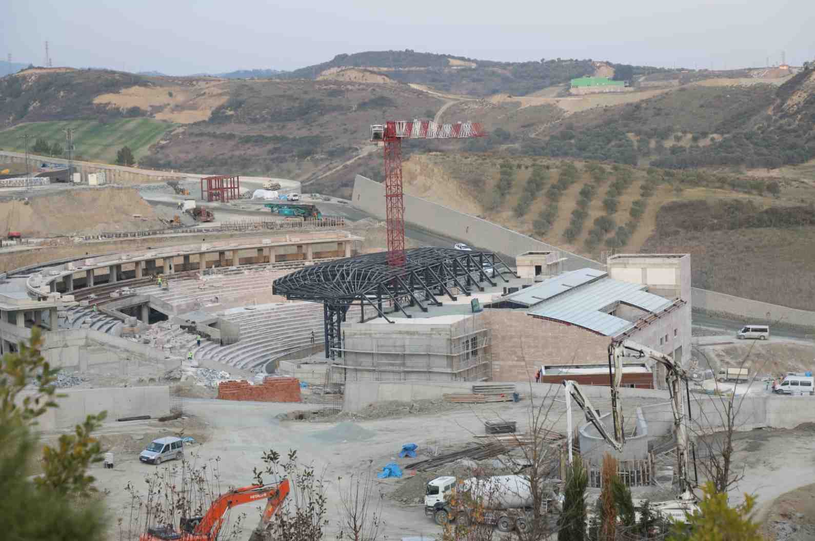 BAŞKAN LÜTFÜ SAVAŞ EXPO ALANINDA İNCELEMELERDE BULUNDU