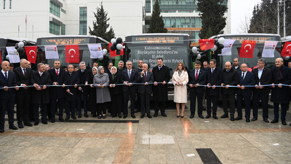 Büyükşehir, Toplu Taşıma Filosuna 10 Yeni Hibrit Otobüs Kazandırdı