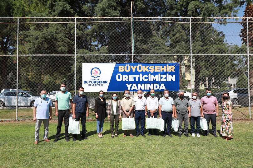 Büyükşehir'den 1.100 arıcıya ekipman desteği