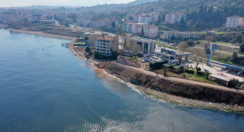 Değirmendere - Halıdere sahil düzenlemesi hızla devam ediyor