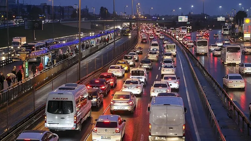 İstanbul trafiği için 'Park Et, Devam Et' projesi