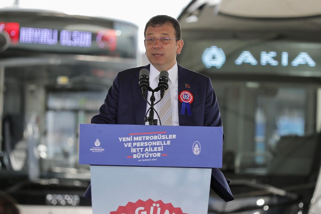 İSTANBUL’A 100 YENİ METROBÜS, 500 ÇALIŞANA ‘İETT KADROSU’ MÜJDESİ