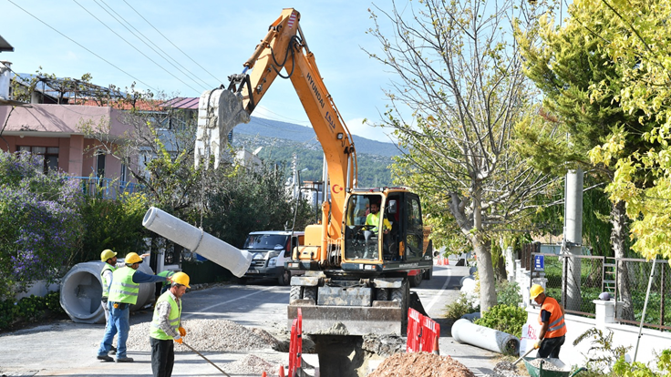 İZSU Mordoğan’da kanal altyapısı ve arıtma tesisi kuruyor