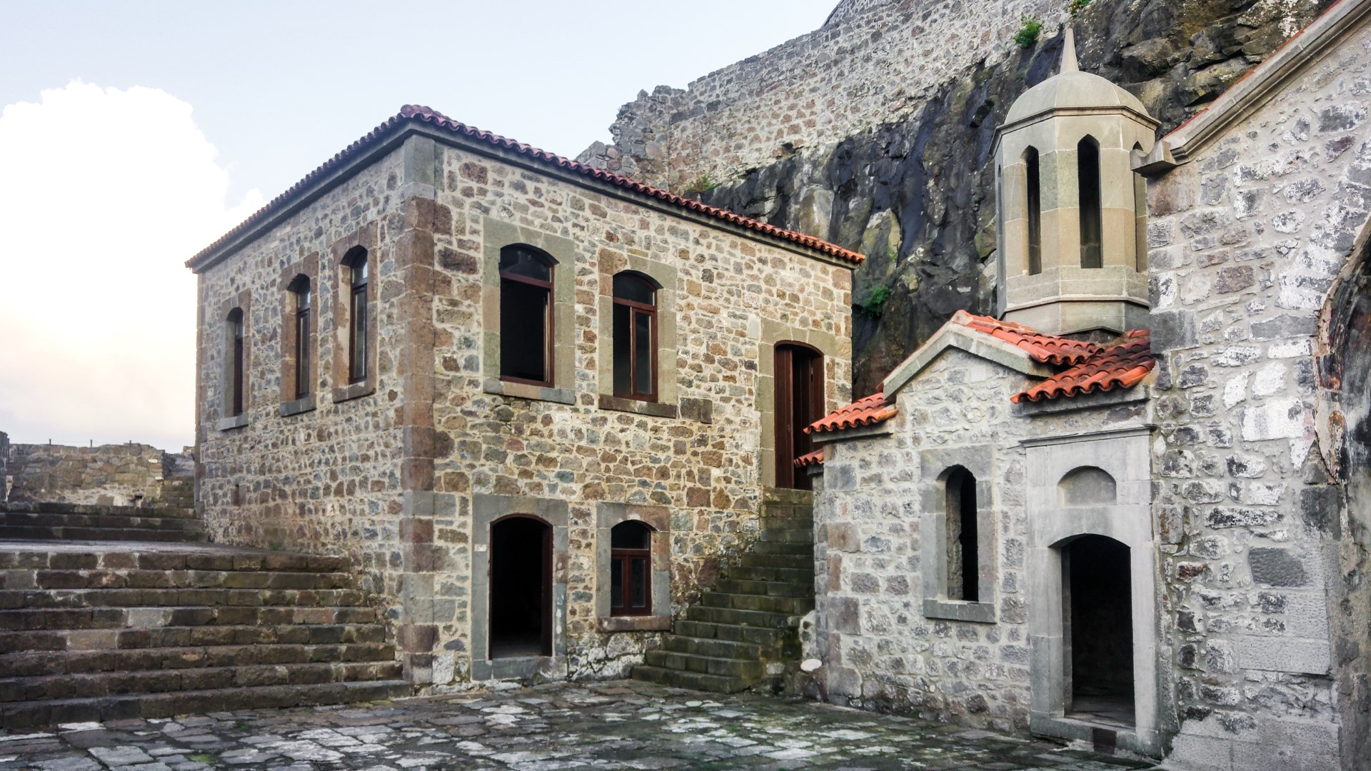 Kızlar Manastırı