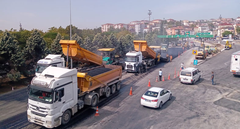 Kuruçeşme tramvay hattında hafta sonu mesaisi