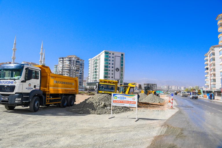 MALATYA TRAFİĞİ YENİ CADDE VE BULVARLARLA NEFES ALACAK