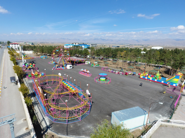 Olimpiyat Millet Bahçesi Lunapark