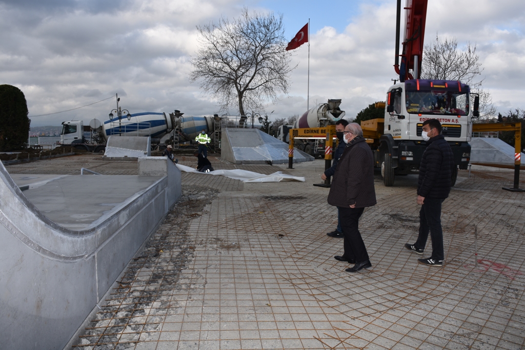 SÜLEYMANPAŞA SAHİL DOLGU ALAN 3. ETAP PROJESİNDE SONA YAKLAŞILDI